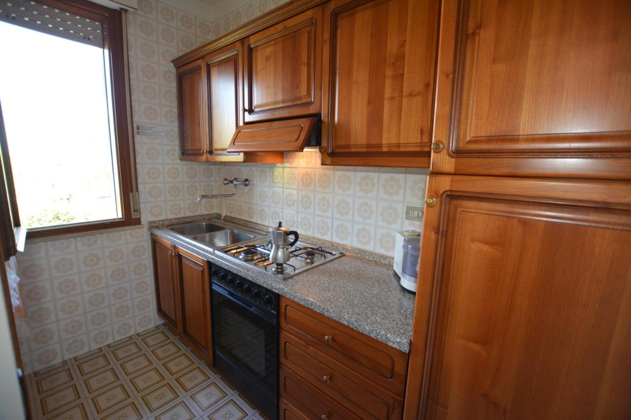 Ferienwohnung Lignano With Pool Lignano Sabbiadoro Exterior foto